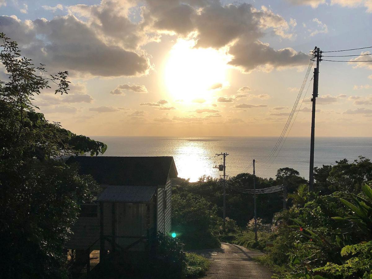 Panorama Ocean View Cottage Motobu Kültér fotó