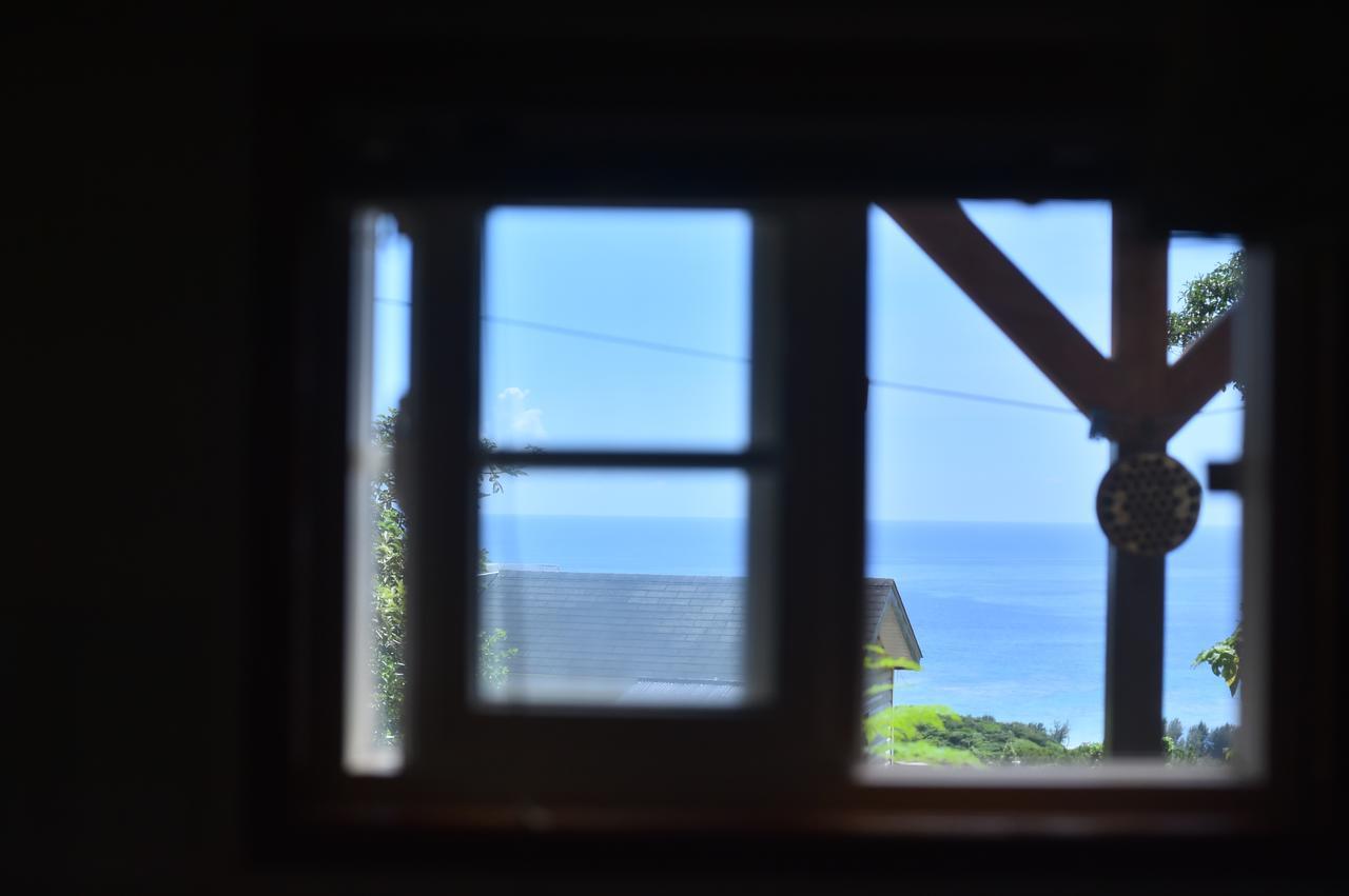 Panorama Ocean View Cottage Motobu Kültér fotó